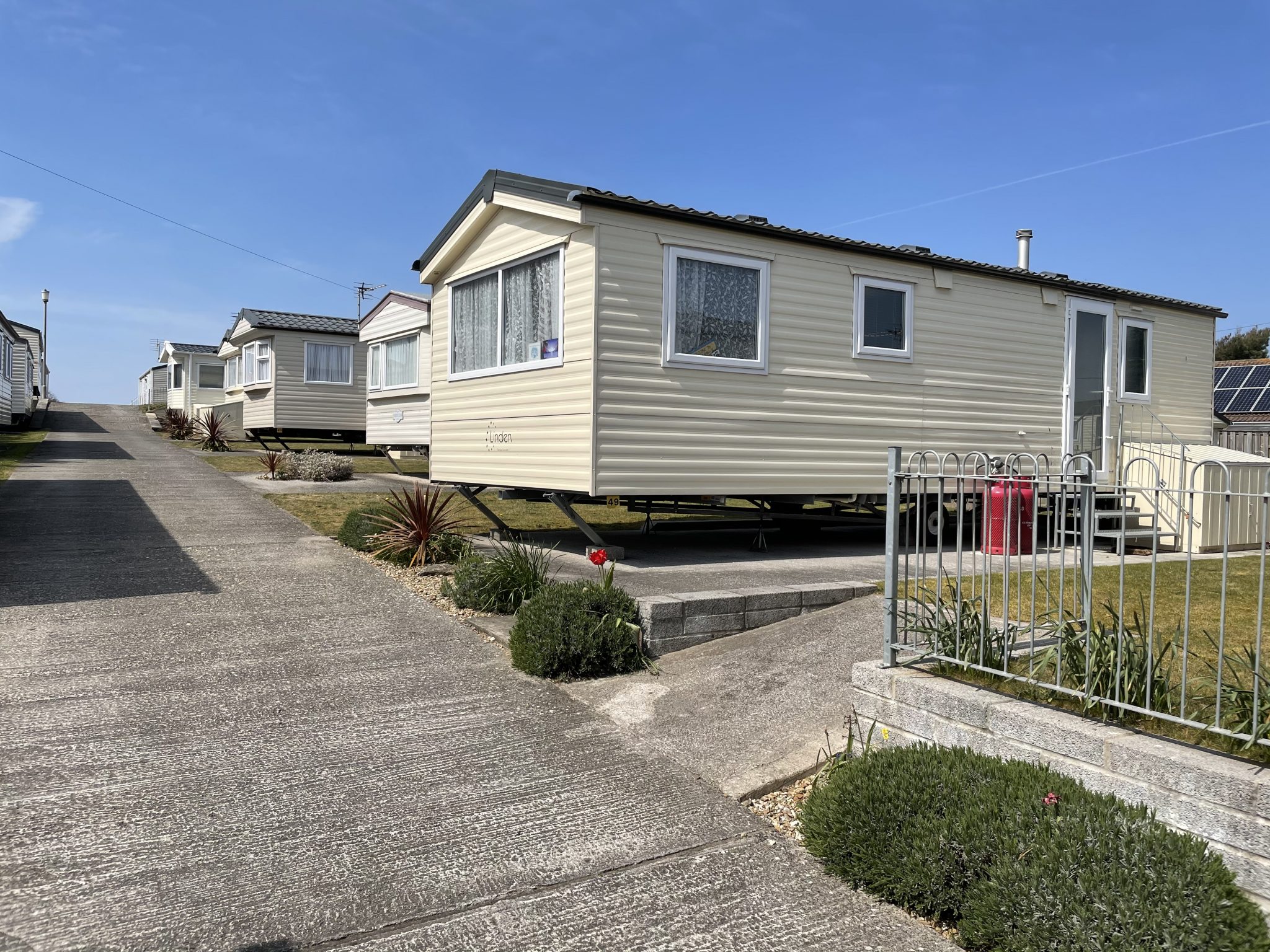 CARAVANS FOR SALE The Warren Caravan Park